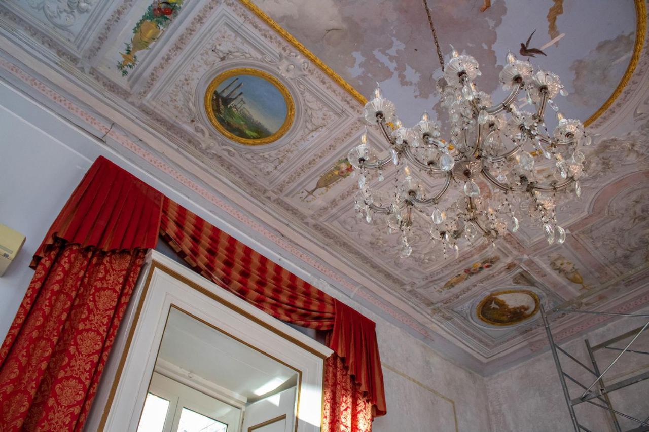 Le Stanze Del Vicere Boutique Hotel Napoli Dış mekan fotoğraf